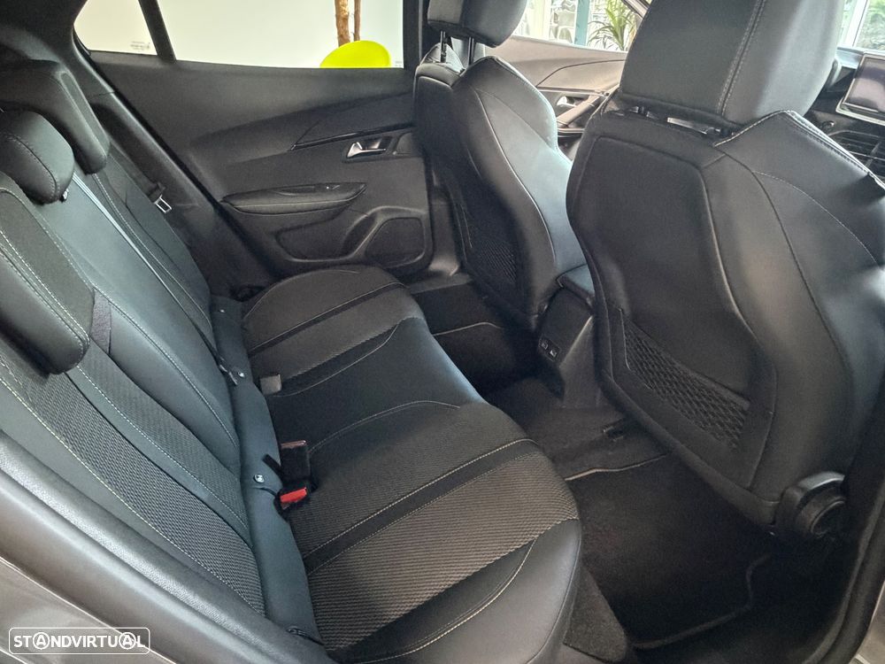 Peugeot 2008 - 14