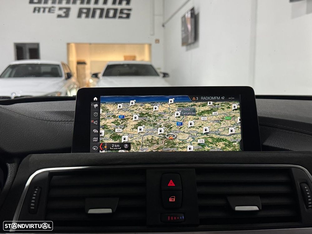 BMW 330 e iPerformance Pack M - 20