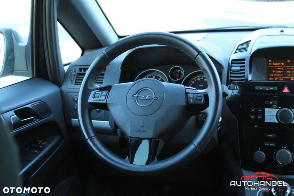 Opel Zafira - 9