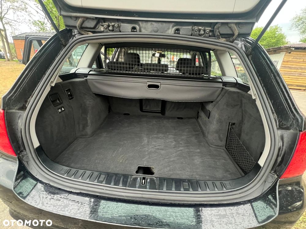 BMW Seria 3 318i - 20