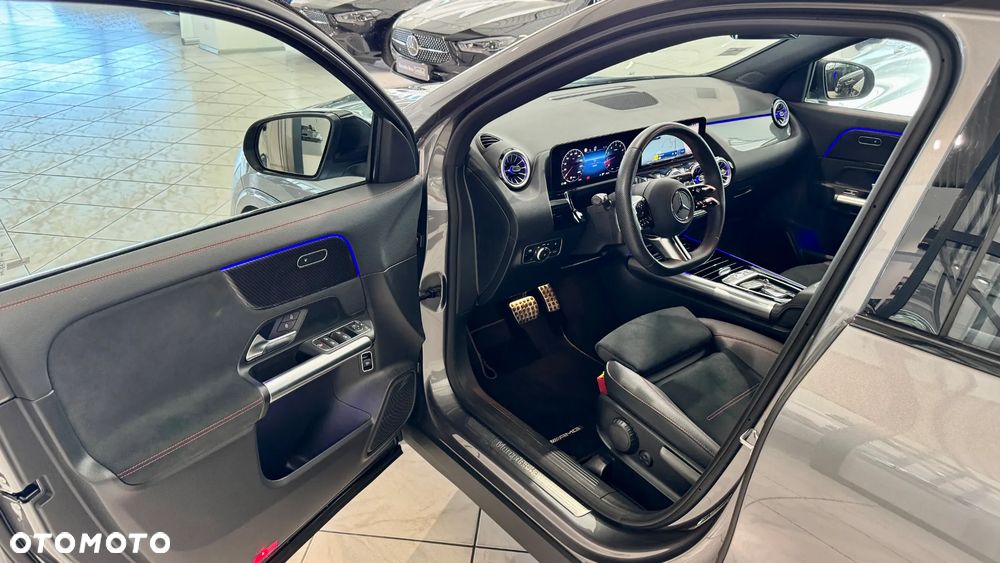 Mercedes-Benz GLA 200 AMG Line - 9