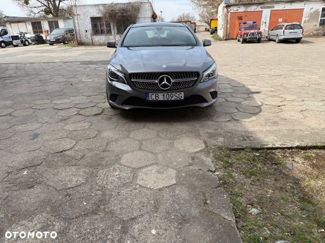 Mercedes-Benz CLA 250 7G-DCT - 3