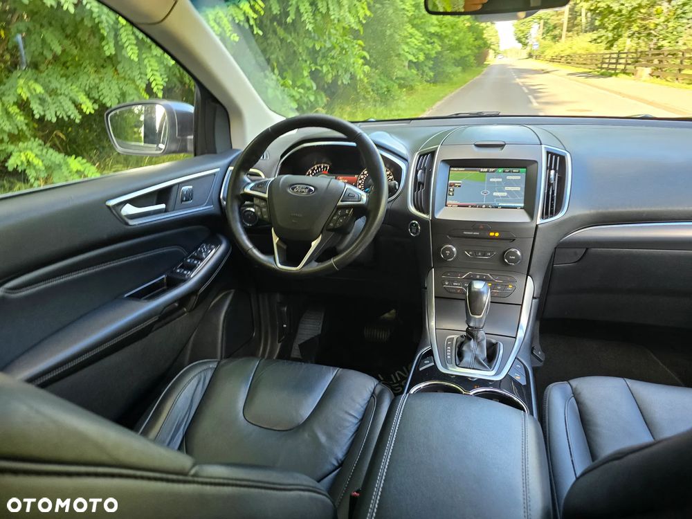 Ford Edge 2.0 TDCi Bi-Turbo 4x4 Titanium - 33