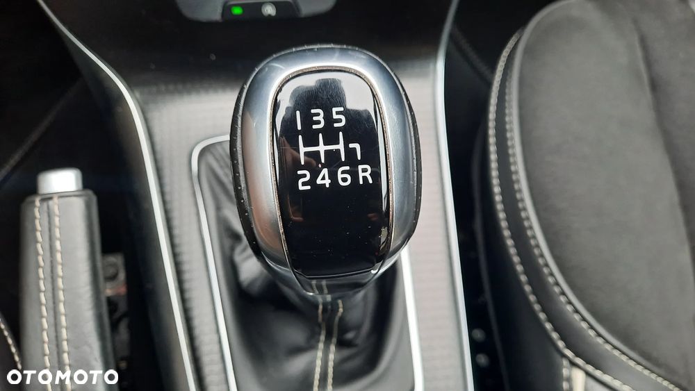 Volvo V40 D2 RDesign - 25