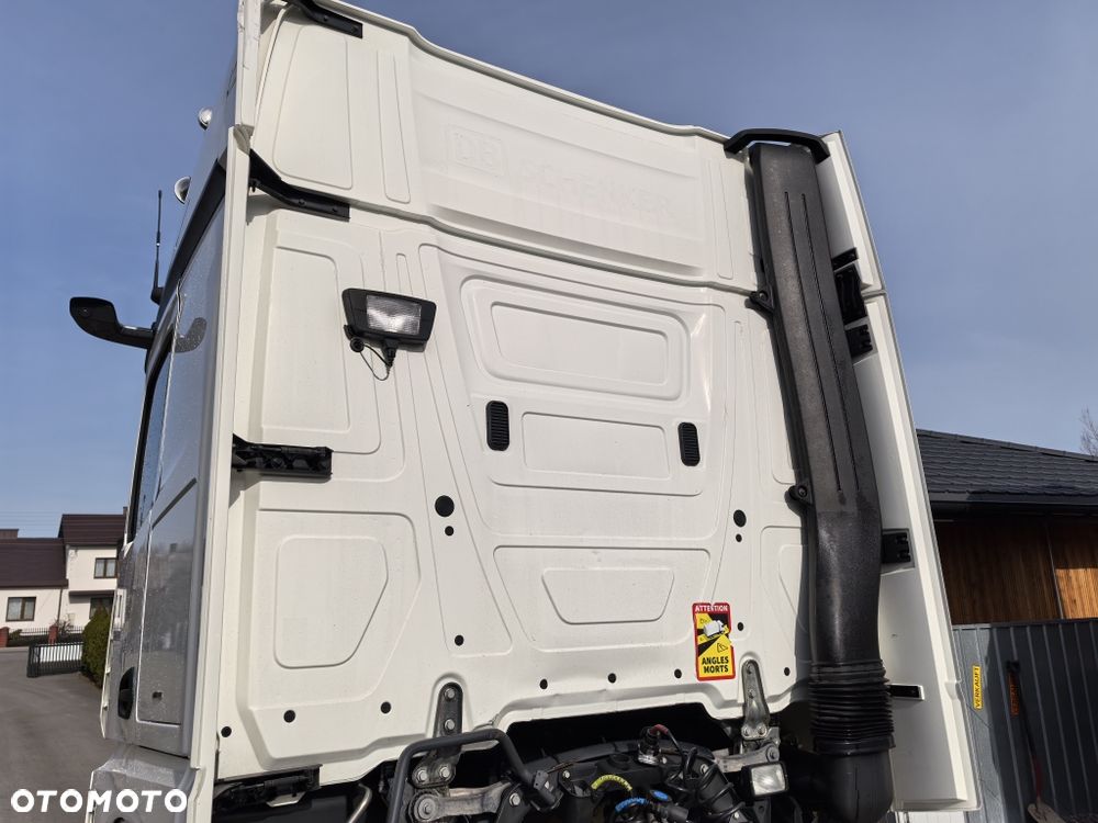 Mercedes-Benz Actros L 1848 LSnRL // Regulowane Siodło // NOWE OPONY // GigaSpace // 2 zbiorniki // Bi-Xenon // - 9