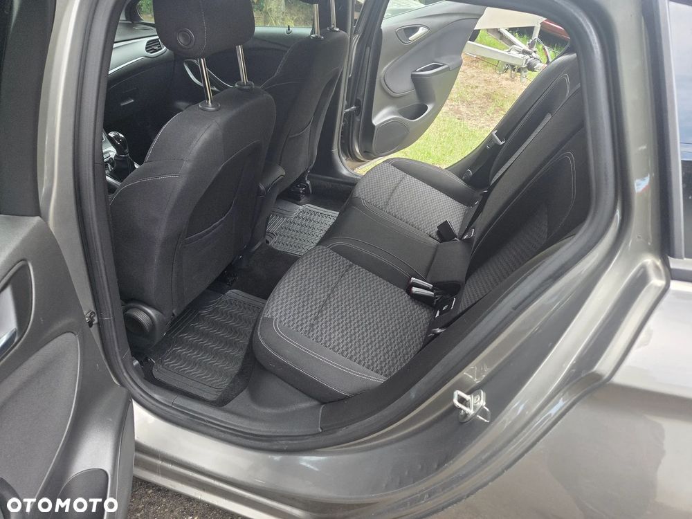Opel Astra 1.4 Turbo Dynamic - 33