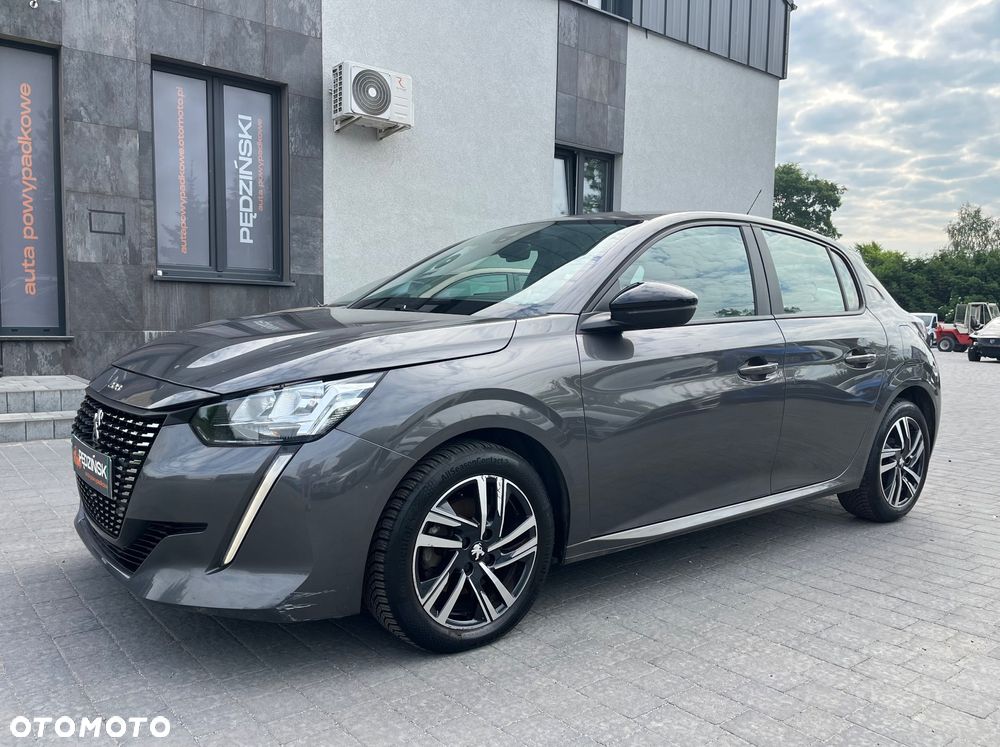 Peugeot 208 - 1