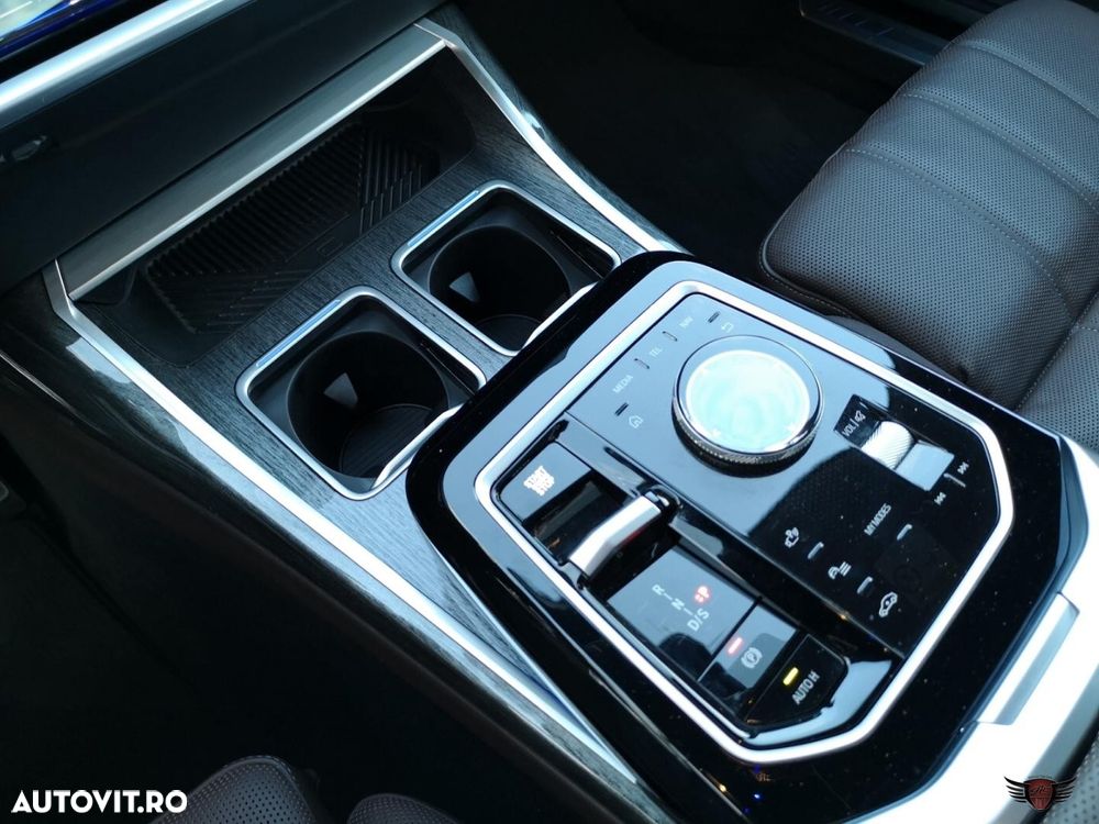 BMW Seria 7 740d xDrive - 15