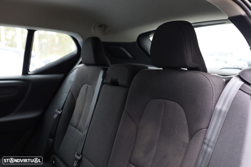 Volvo XC 40 1.5 T2 Momentum Core - 10