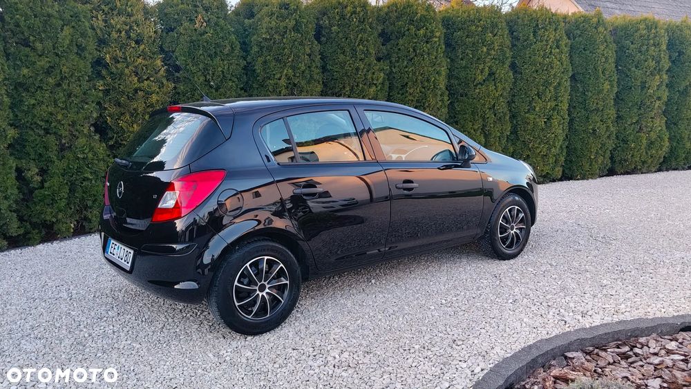 Opel Corsa 1.2 16V Innovation - 4