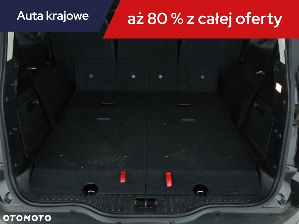 Ford S-Max - 12