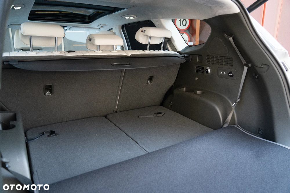 Hyundai Santa Fe 1.6 T-GDI HEV Platinum 4WD - 26