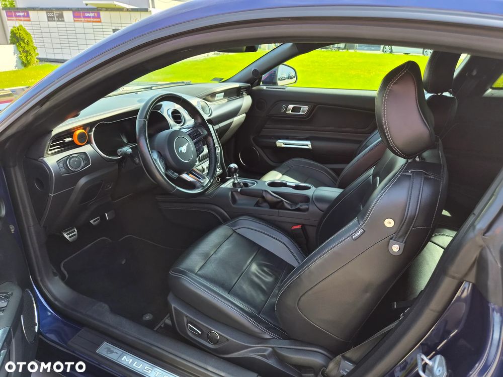 Ford Mustang - 15