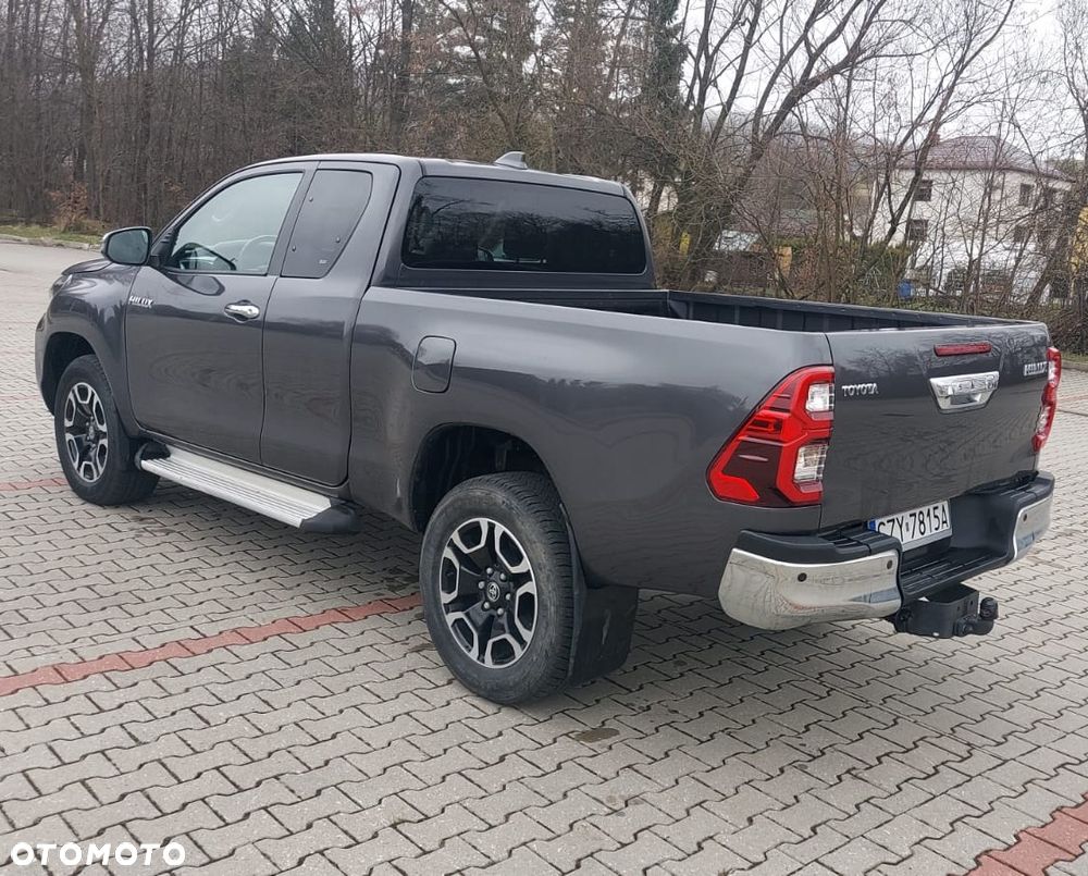 Toyota Hilux - 6