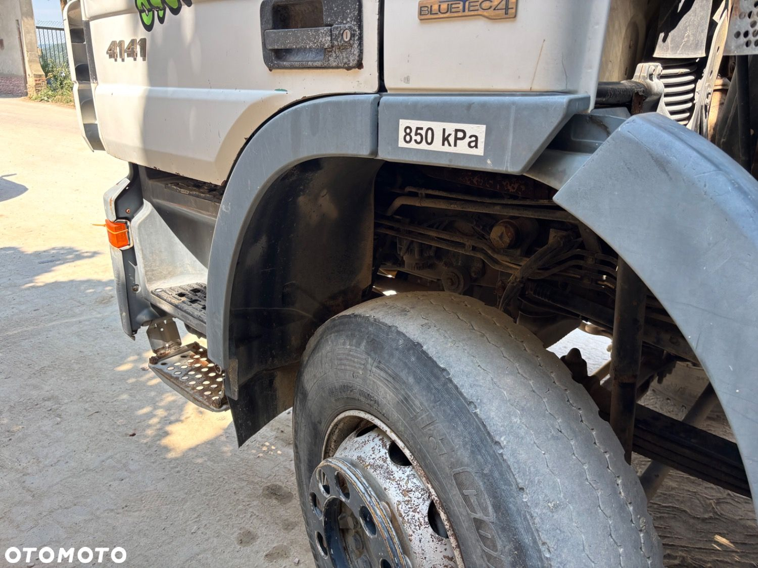 Versalift Actros 4141B 8X4 + Cifa Mk 28.4 - 28