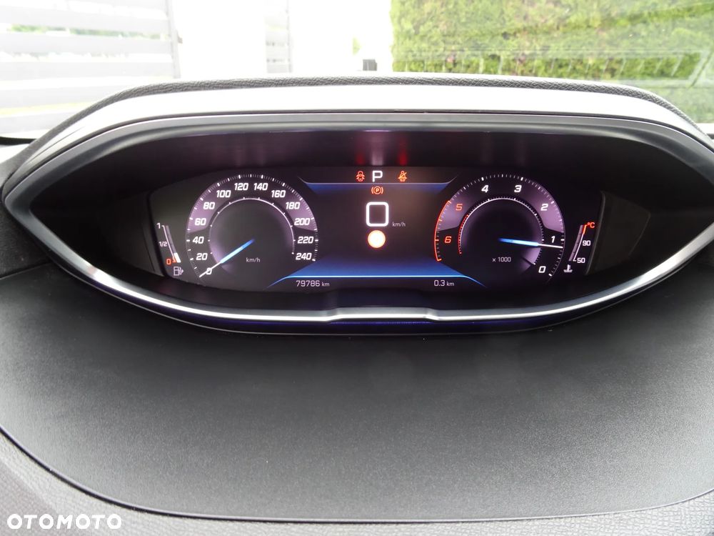 Peugeot 5008 1.5 BlueHDi Allure Pack S&S EAT8 - 28