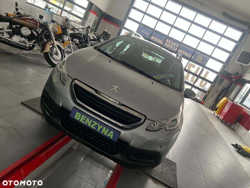 Peugeot 2008 PureTech 82 Allure - 3