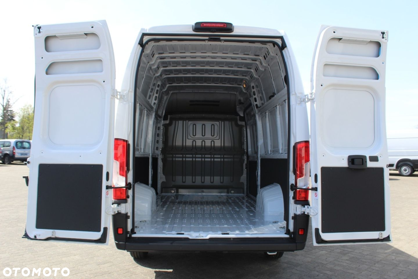 Opel Movano - 7