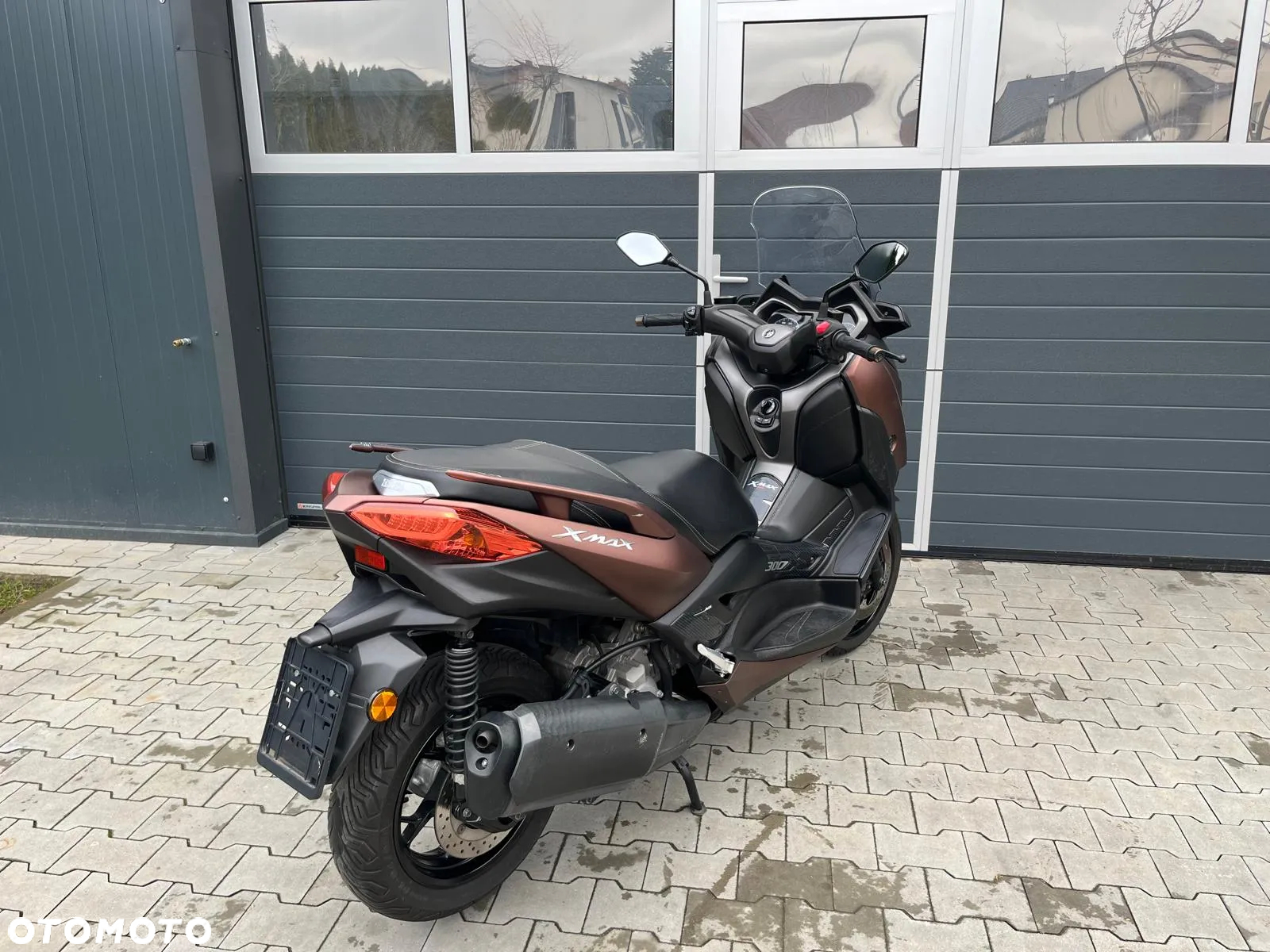 Yamaha X-max - 7