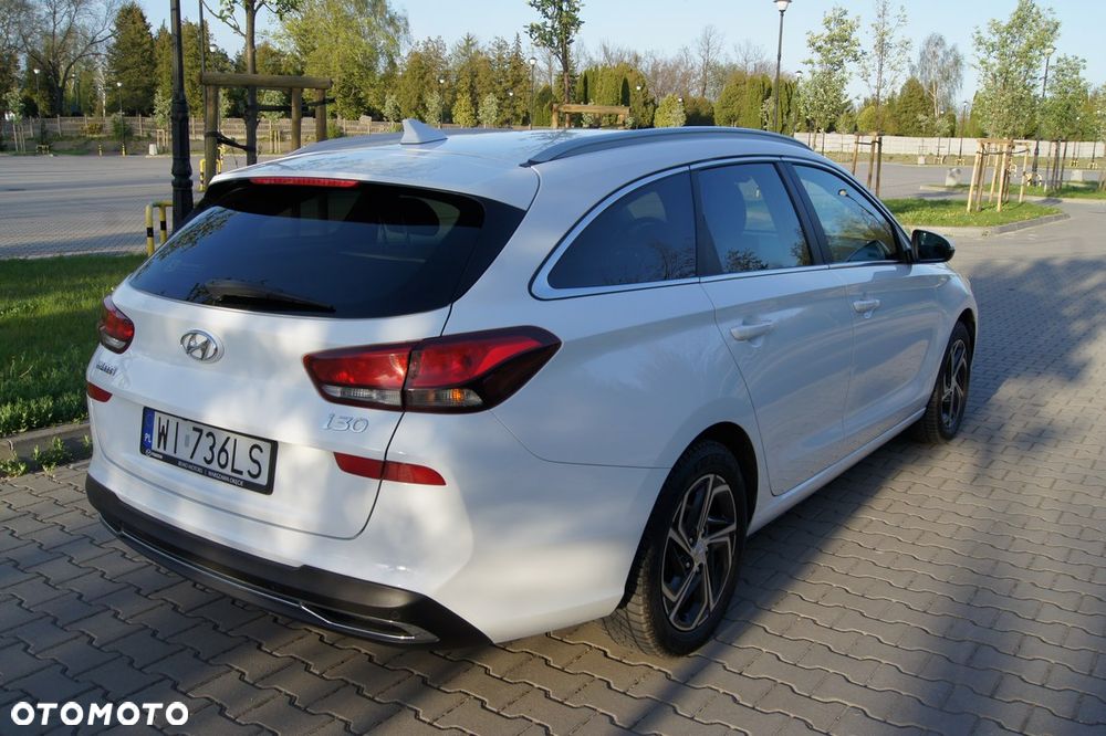 Hyundai i30 1.6 D Comfort - 4