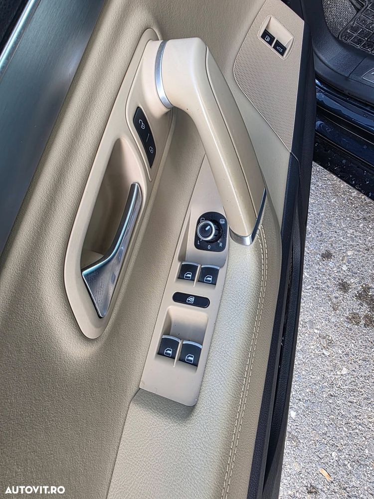 Volkswagen Passat - 13