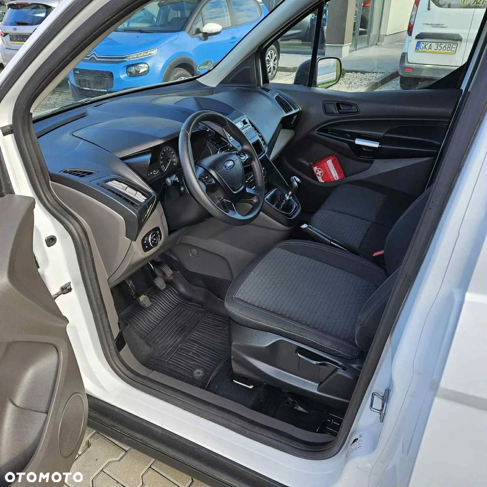 Ford Transit Connect - 12