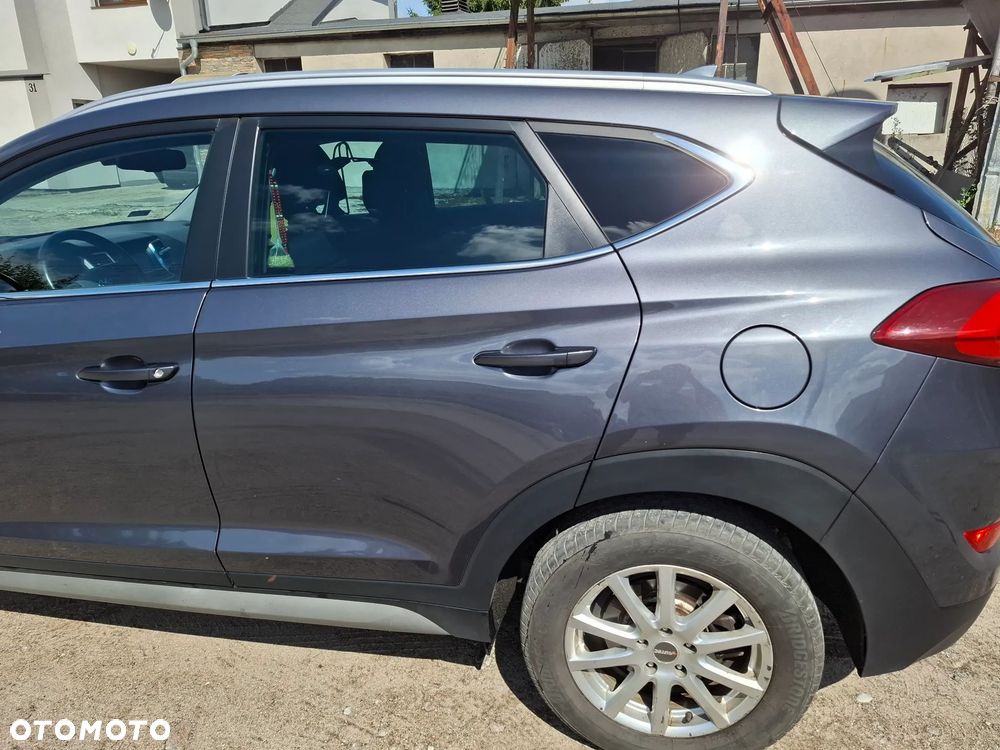 Hyundai Tucson 2.0 CRDI 4WD Automatik Style - 3