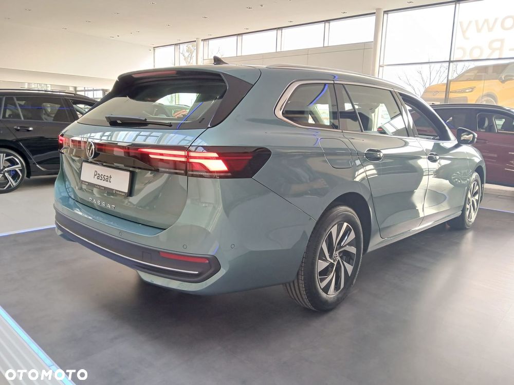 Volkswagen Passat - 6