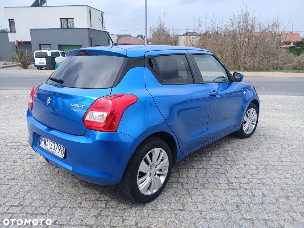 Suzuki Swift 1.2 Premium Plus - 3