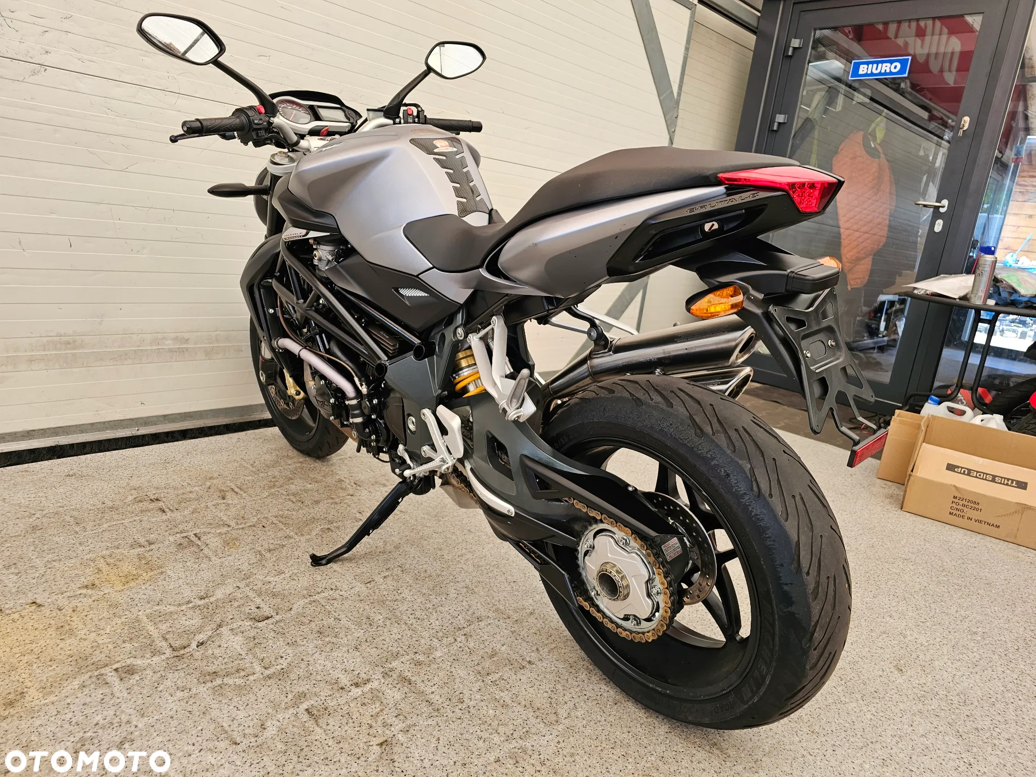 MV AGUSTA Brutale - 31