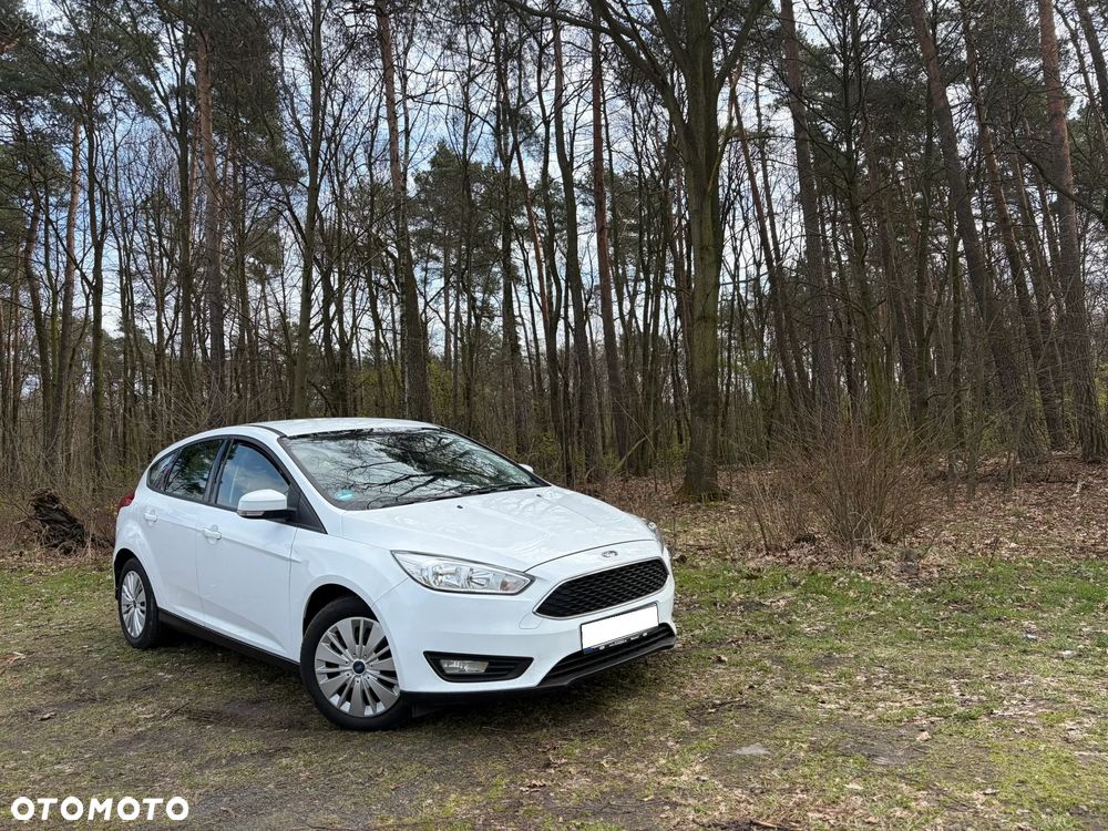 Ford Focus 1.0 EcoBoost Trend - 16