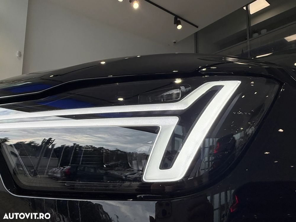 Volvo XC 90 T8 AWD PHEV Ultra Bright - 35