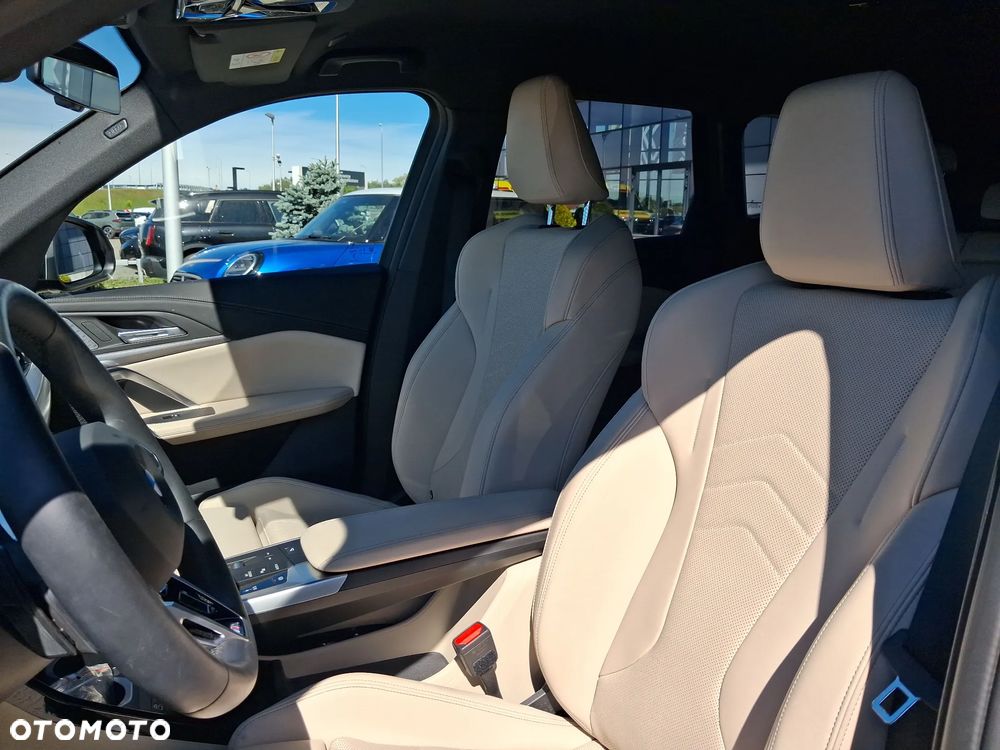 BMW X1 - 12