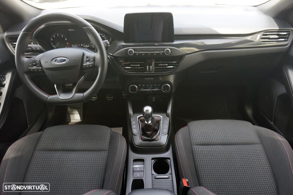 Ford Focus 1.0 EcoBoost ST-Line - 6