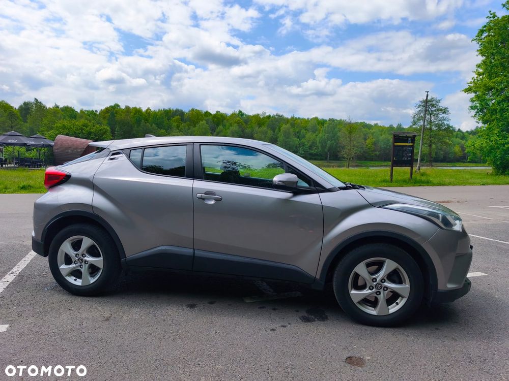 Toyota C-HR 1.2 T Premium - 1