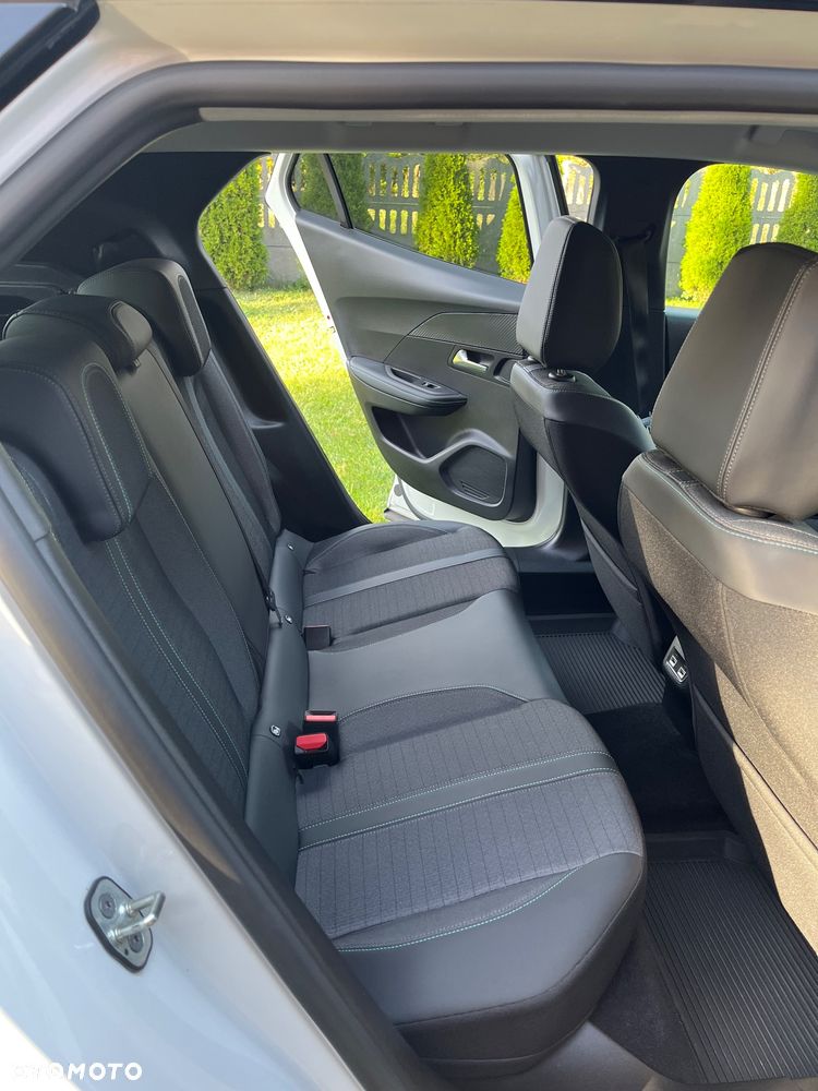 Peugeot 2008 1.2 PureTech Allure Pack S&S - 22