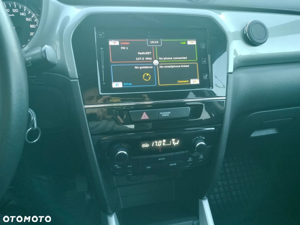 Suzuki Vitara 1.6 Comfort 4WD - 17