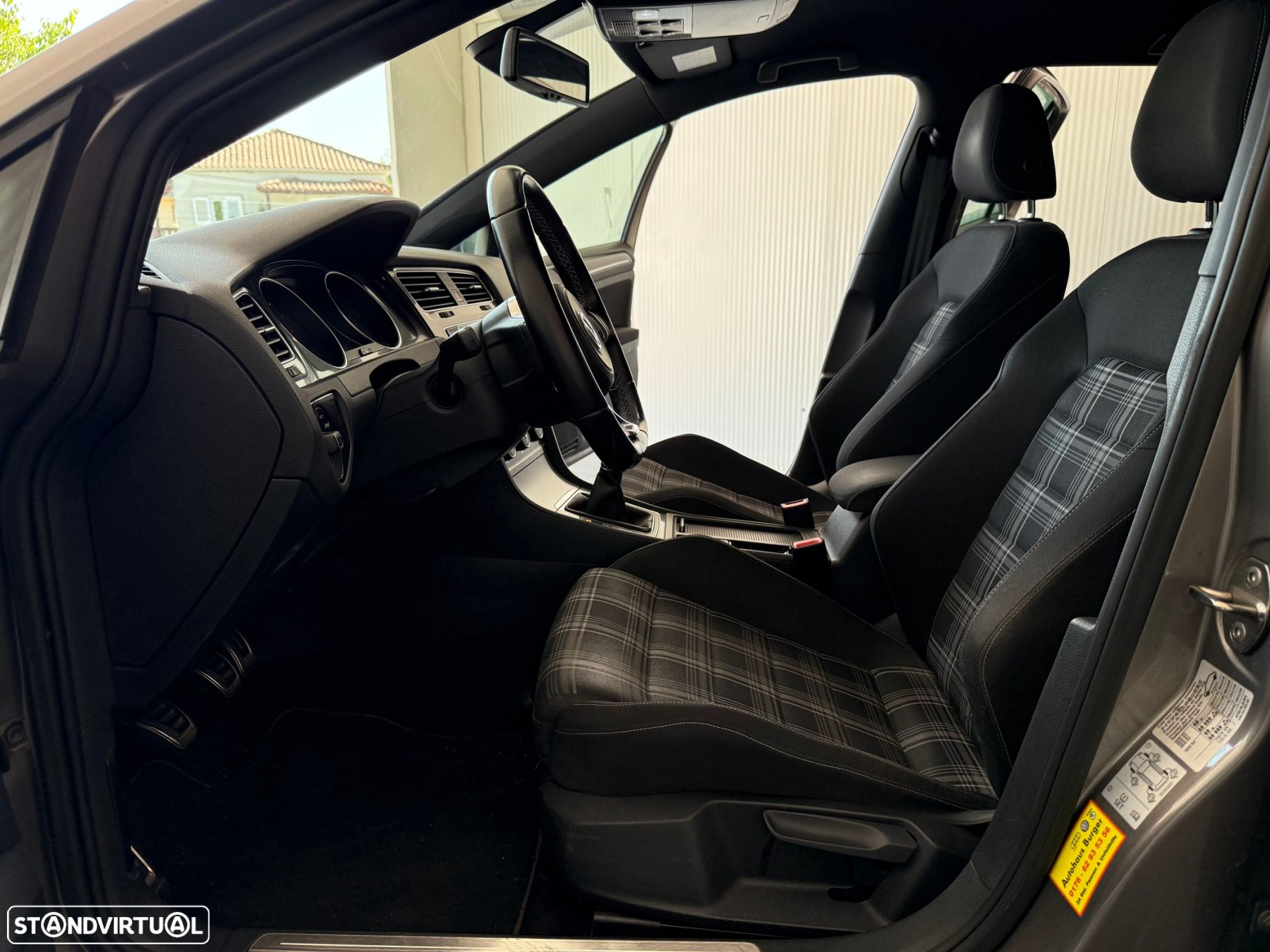 VW Golf 2.0 TDi GTD - 19