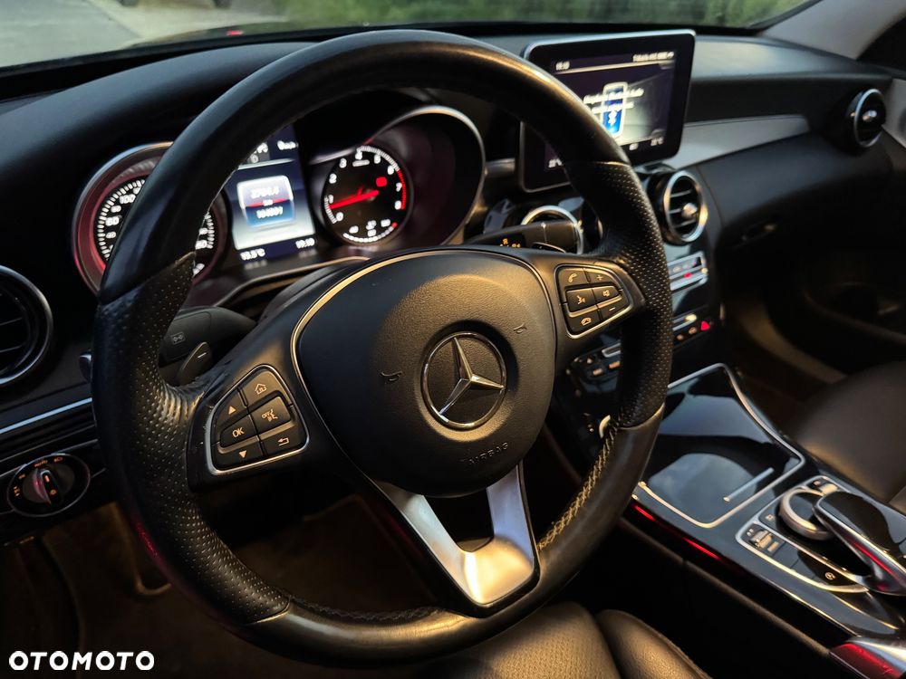 Mercedes-Benz Klasa C 300 7G-TRONIC - 6