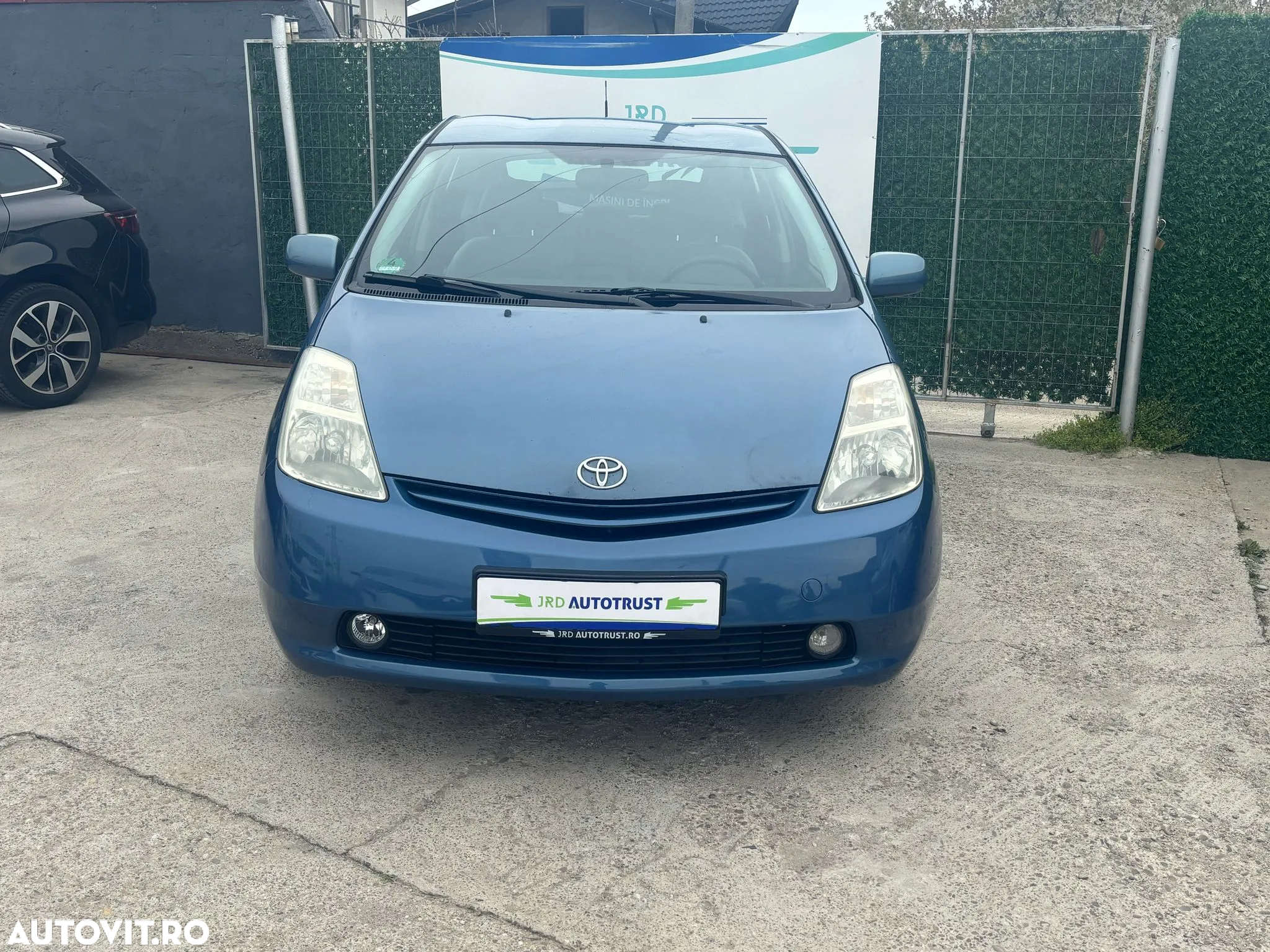 Toyota Prius (Hybrid) Luna - 18