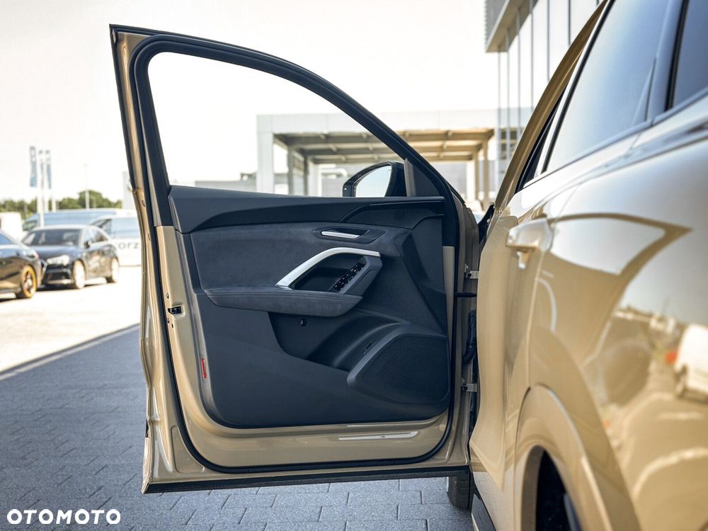 Audi Q5 Sportback - 16