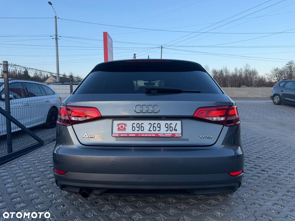 Audi A3 Sportback 1.0 TFSI design - 12
