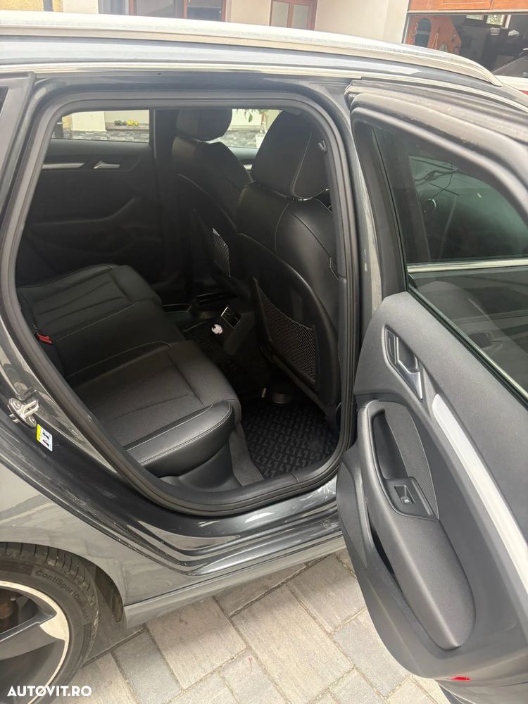 Audi A3 Sportback 2.0 TDI S tronic S line Sportpaket - 5