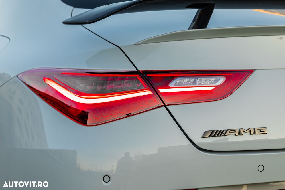 Mercedes-Benz CLA - 38