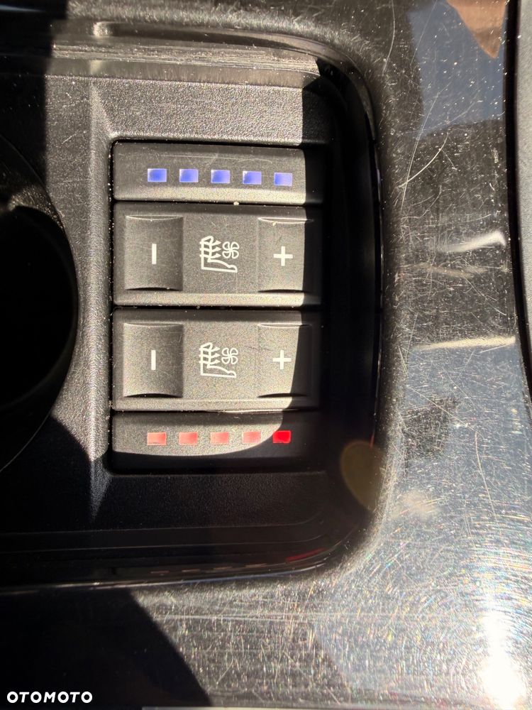 Ford Mondeo 2.0 TDCi Titanium - 18
