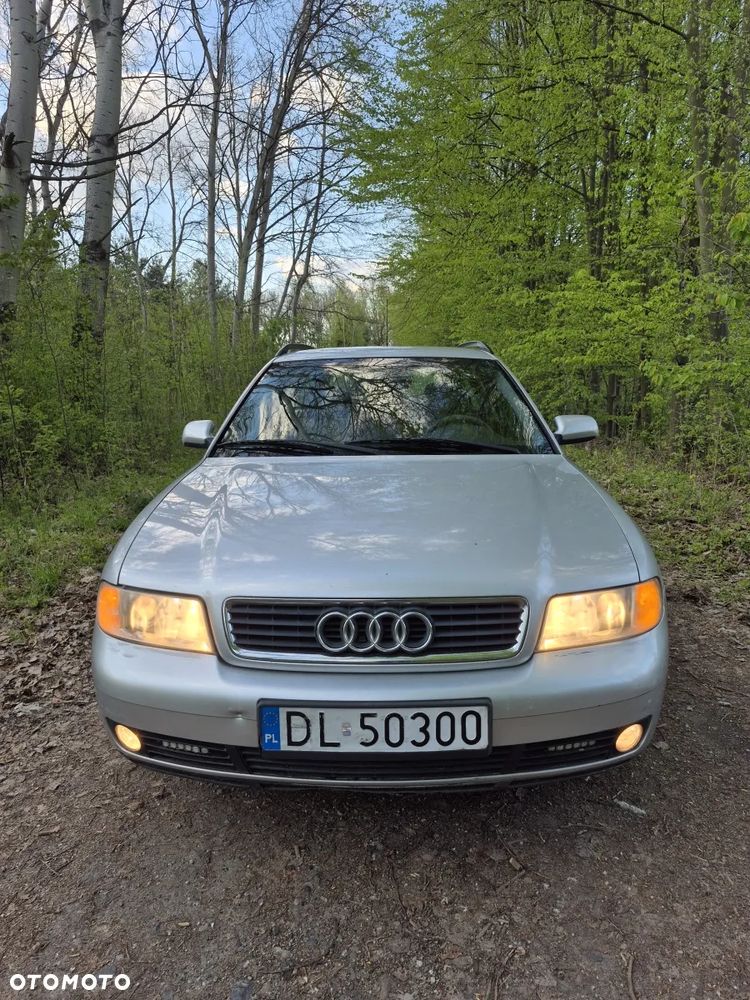 Audi A4 Avant - 9