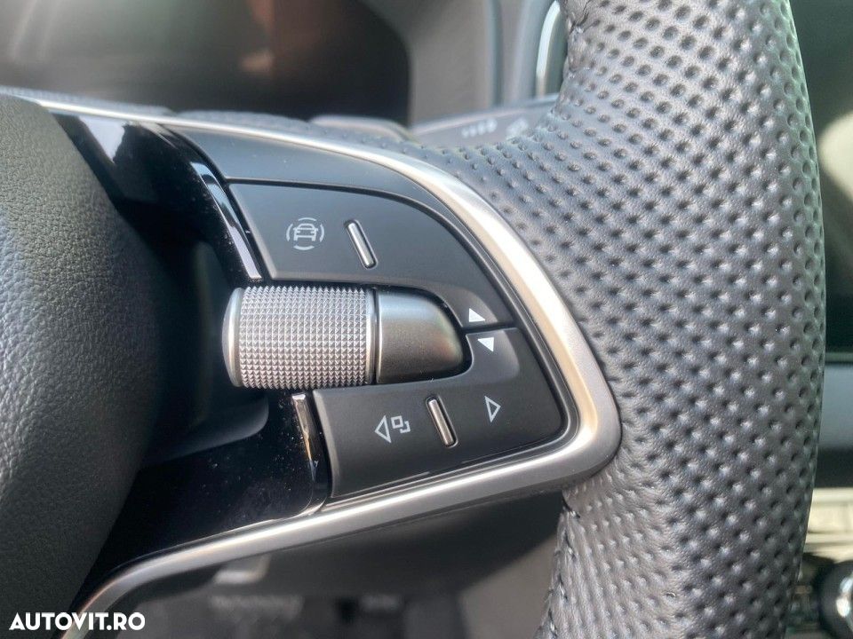 Skoda Karoq 2.0 TDI DSG Selection - 7