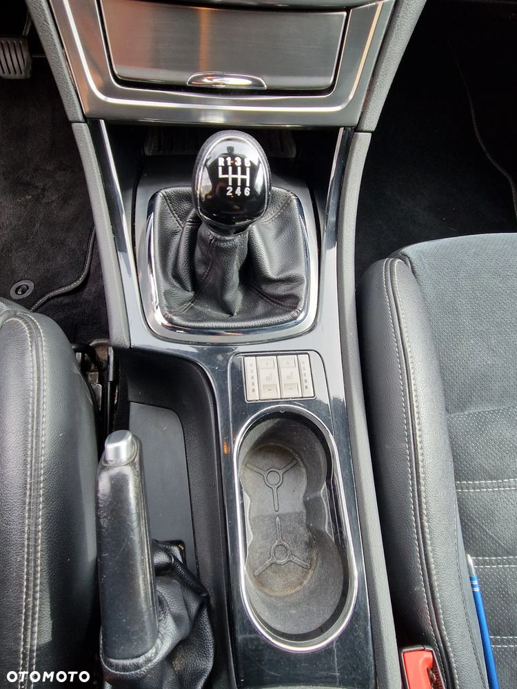 Ford Mondeo 2.0 TDCi Titanium X - 9