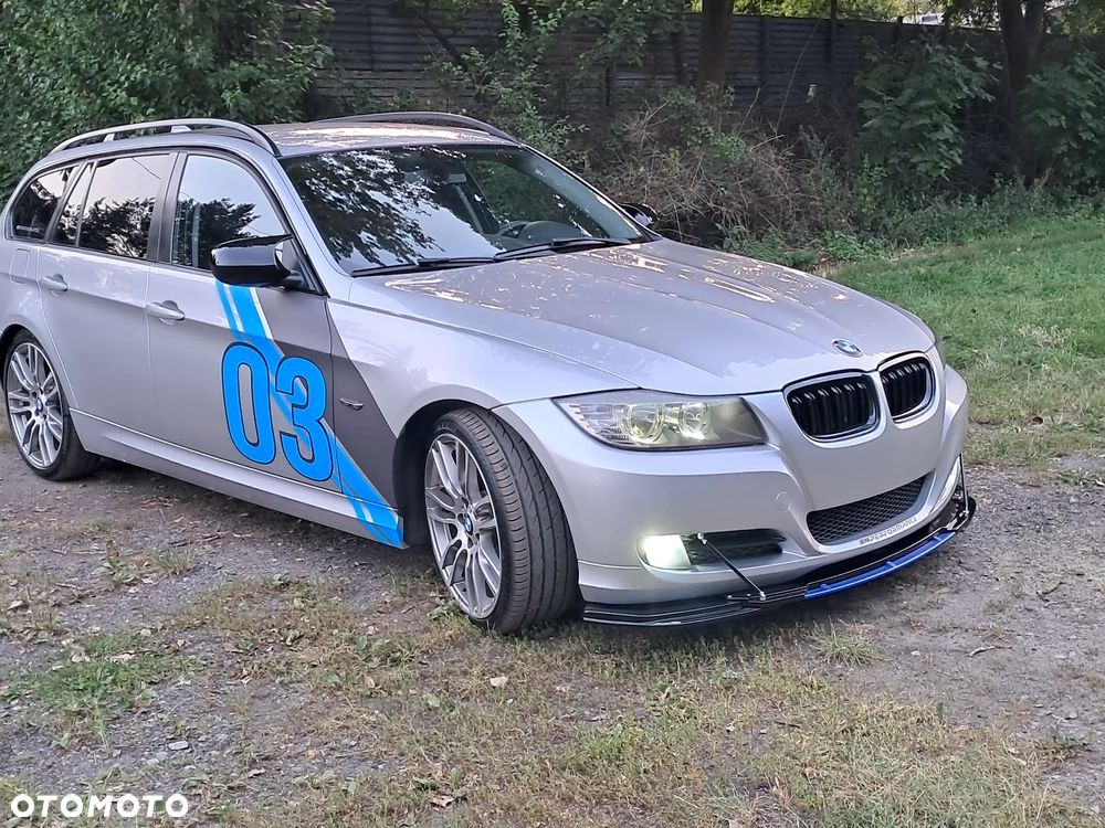 BMW Seria 3 318d Touring - 21