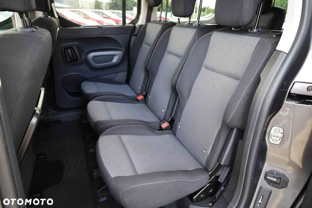 Toyota Proace City Verso Long 1.5 D-4D Family - 36